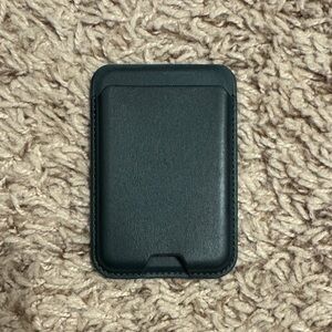 Magnetic phone wallet